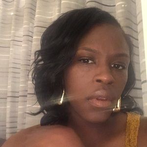 Meet your Posher, Lucia